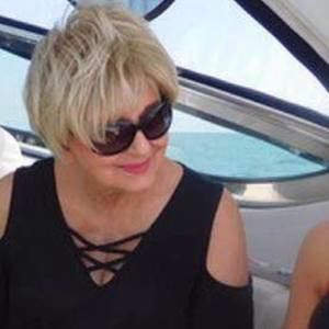 Meet your Posher, Anne